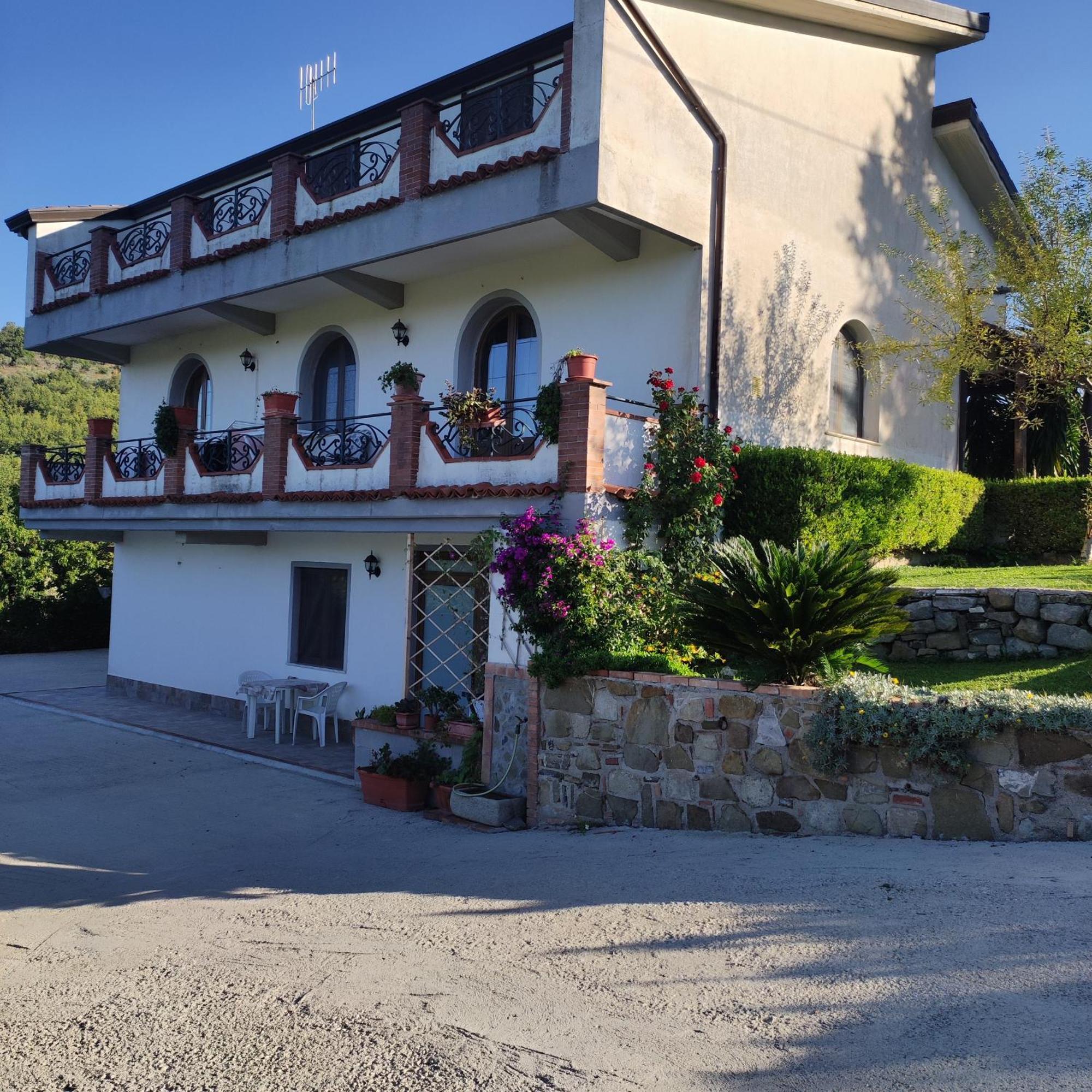 Ruggiero "Casa Vacanze" Villa Vallo della Lucania Exterior photo